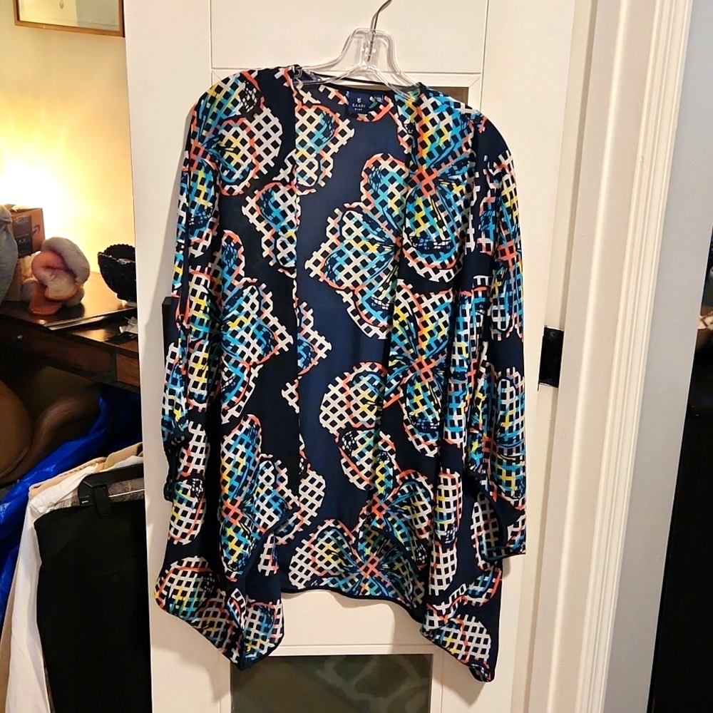 Flowy cover wrap/cape